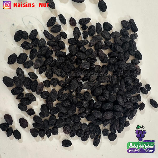 خرید مویز سیاه